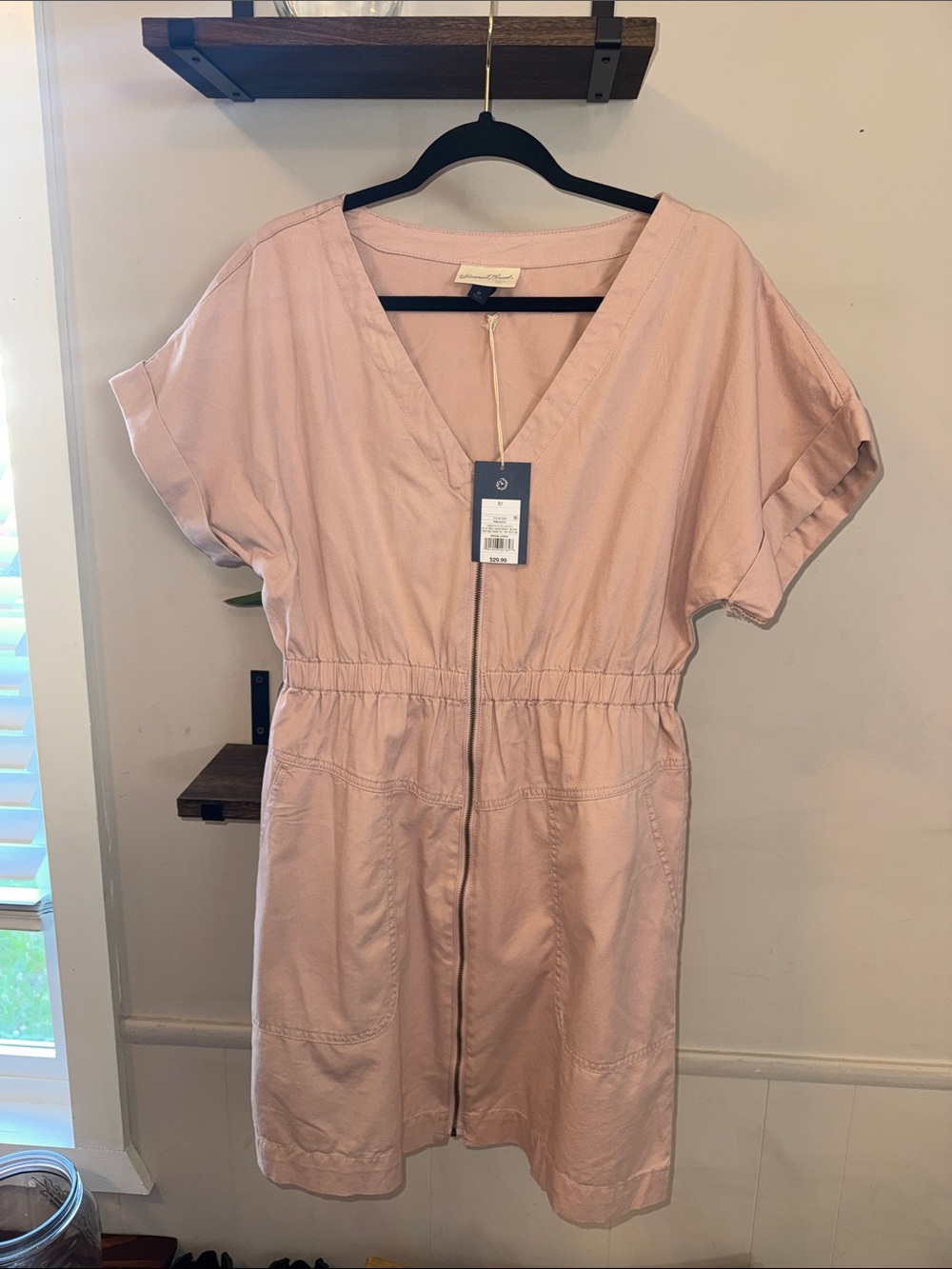 NWT! Universal Thread Relaxed V-Neck Zip-Front Dress in Blush Size Medium
